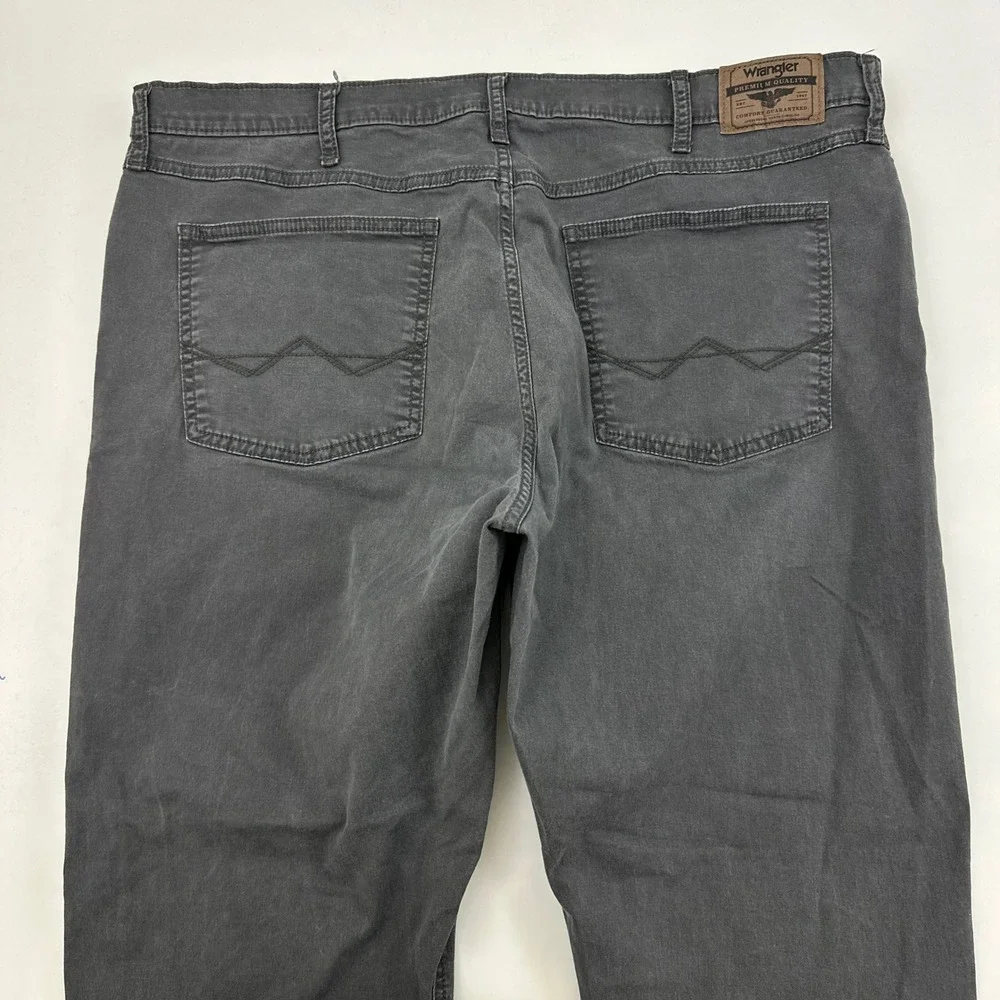 Wrangler Straight Fit Flex Pants Mens 40x30 Gray 5-Pocket Cotton Blend